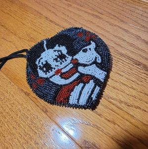 Betty pouch